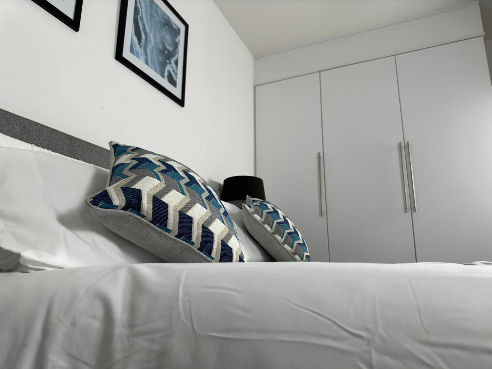 Cozy City Centre Apartment With Free Parking And Free Gym Бирмингем Экстерьер фото